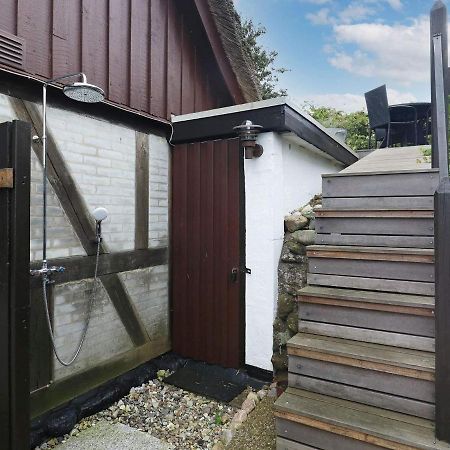 4 Person Holiday Home In Mesinge Bagian luar foto